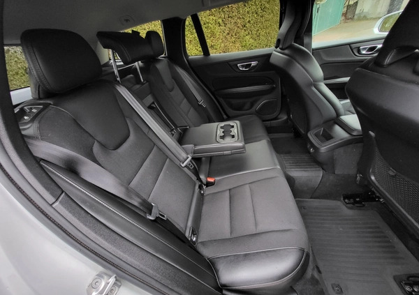 Volvo V60 Cross Country cena 84500 przebieg: 263000, rok produkcji 2020 z Gołdap małe 562